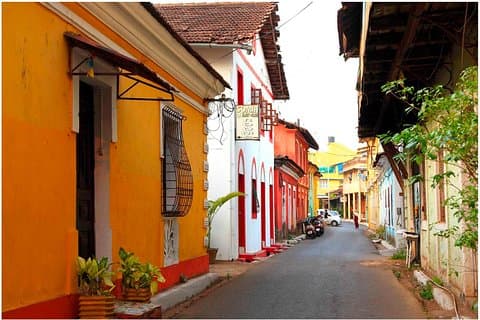 Rundgang durch die lateinischen Viertel einschließlich Fliesenmalerei in Goa