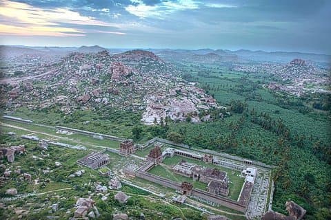 Visite privée: 2 nuits de Hampi et Hospet Tour de Bangalore