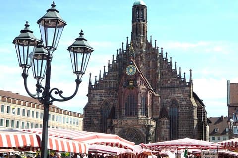 Private Transfer: Nuremberg Harbor to Nuremberg City Center