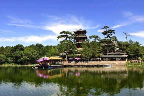 Chengde City (Mountain Resort, Small Potala Palace, Puning Temple) En dagstur