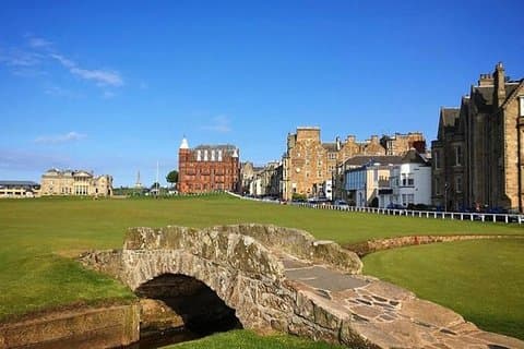 Edinburgh City Centre og St. Andrews Private Driving Day Tour