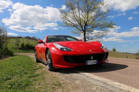 PUSHSTART Ferrari GTC4 Lusso - Driving Experience in Maranello