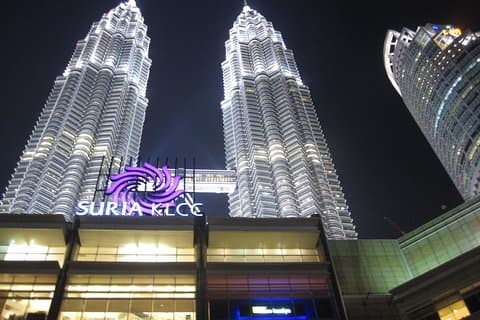 Maravillas de la ciudad y el campo de Kuala Lumpur + cuevas de Batu (visita guiada privada)