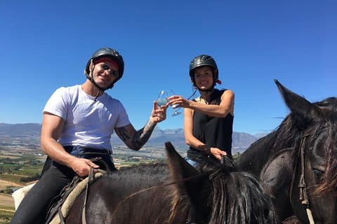 Full Day – Degustación de Vinos Ruta a Caballo