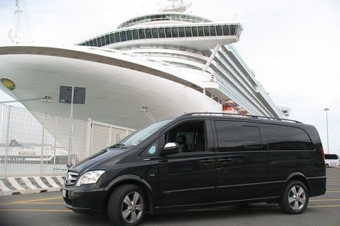 Private transfer from POSITANO to NAPLES with 3 hours stop in Pompeii
