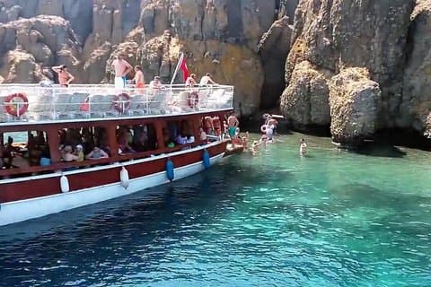 Excursão de barco Marmaris de dia inteiro com transporte