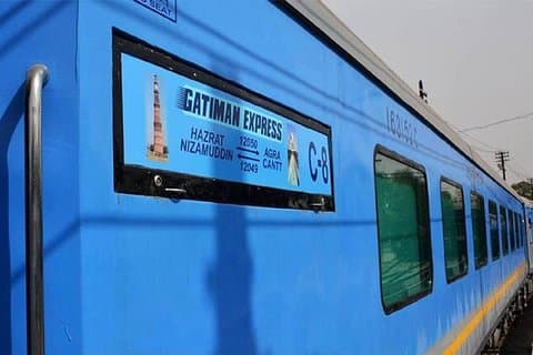 Taj Mahal Tour By Gatimaan Express Train