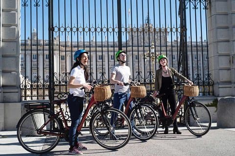 Madrid: Eksklusiv privat bytur med sykkel / E-bike