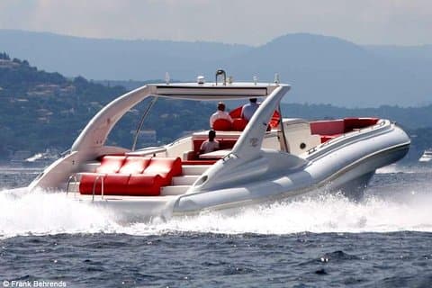 Le plus grand RIB du monde de luxe 3hrs comprenant déjeuner et boissons