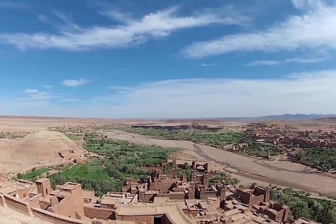 Excursão privada de um dia em Marrakech a Ouarzazate