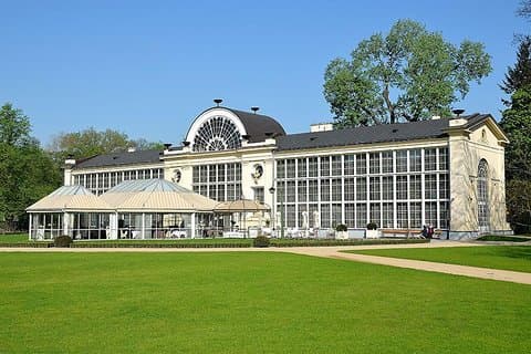 Parque Lazienki + Museo Polaco del Vodka: TOUR PARA GRUPOS PEQUEÑOS / inc. Levantar/