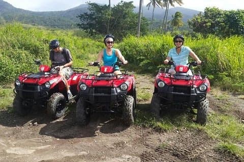 St Kitts ATV Adventure och Beach Tour