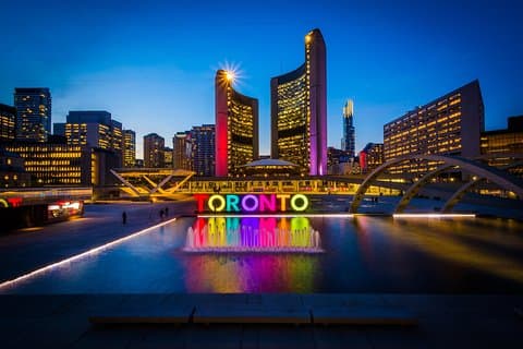 Tour nocturno premium en Toronto con Torre CN