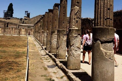 Private Tour nach Sorrento, Positano und Pompeji