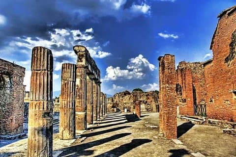 Pompeya Tour desde Sorrento: aprenda sobre la vida romana probando la comida de la ciudad antigua