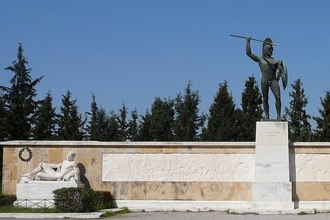 La battaglia dei 300 alle Termopili 8h tour