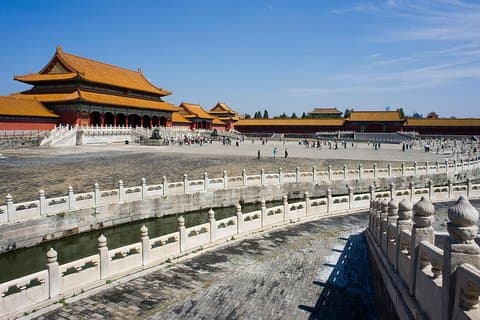 5-Day Beijing Bus Group Tour Including Airport Transfer Service