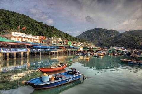 Tour privato di un giorno a Hong Kong: isola di Lamma, incluso il trasferimento