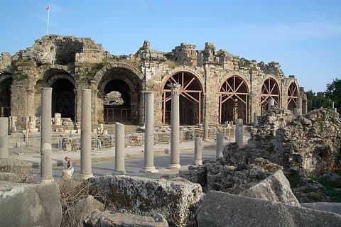 Tour Privado Perge, Aspendos, Cascada...