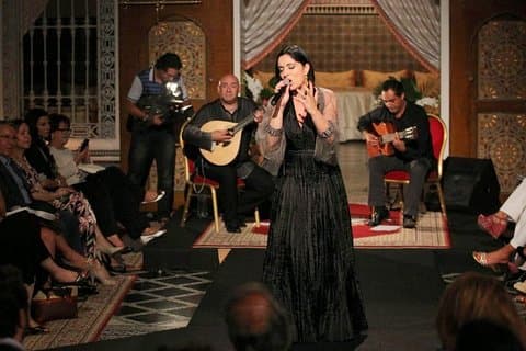 Auténtica experiencia Alfama: Tour a pie de música y cultura de fado