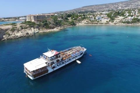 Croisière déjeuner d'une demi-journée au barbecue de Paphos