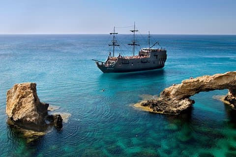 Mega Day Black Pearl Croisière d'Ayia Napa