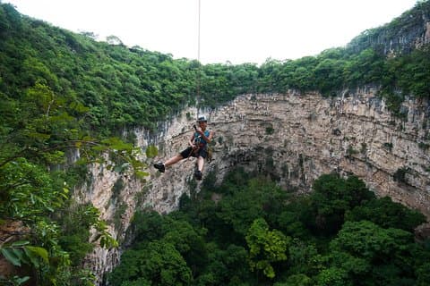 Chiapas Rappel Adventure em Sima de las Cotorras