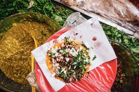 Visite de tacos de rue en soirée à Mexico