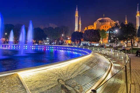 3 Noches en Estambul Tour de dos continentes: East Meets West