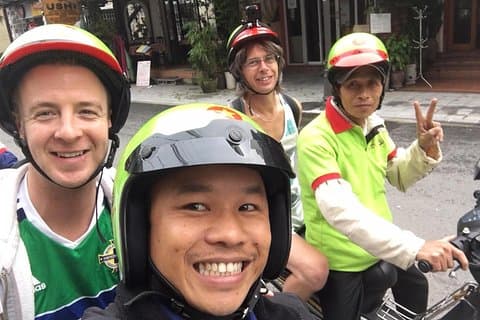 フエ午後オートバイバイクツアー