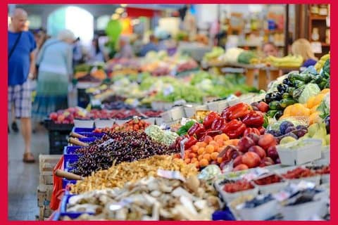 Cesarine: Market Tour & Typical Dining at a Local's Home in Turin