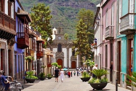 Giornata di mercato tradizionale e San Mateo & Teror