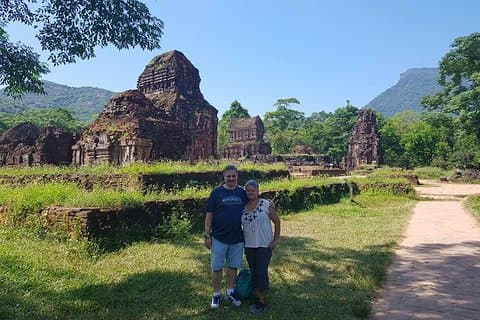 Visite privée de My Son et retour à Hoi An en bateau privé