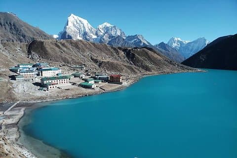 Everest Base Camp med Chola Pass via Gokyo Lakes
