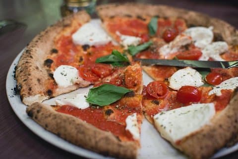 Tour panorámico de Roma por la noche con la mejor pizza y heladería