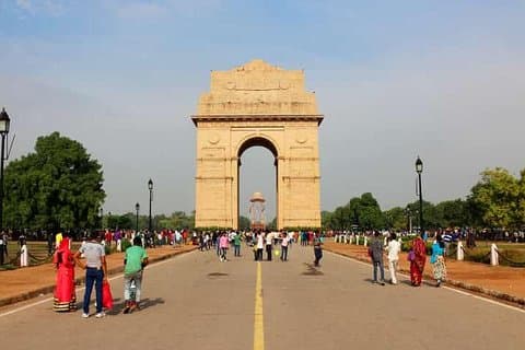 Ganztägige Delhi Tour mit privatem Auto