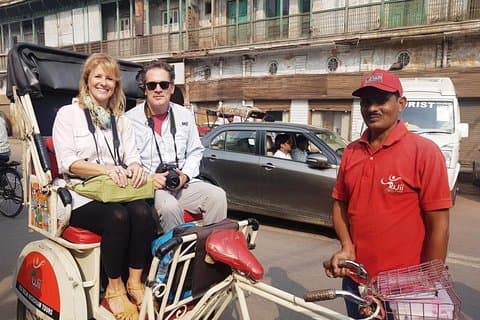 Recorrido en calesa oriental de lujo por la Antigua Delhi