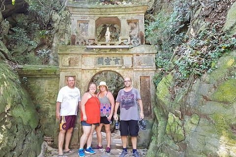 Amazing MY SON Sanctuary & MARBLE MOUNTAIN fra DA NANG eller HOI AN