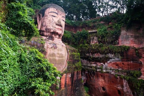 Eintägige Leshan-Riesenbuddha- und Teeterrassen-Tour in der verlorenen Stadt