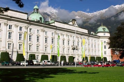 Swarovski Crystal World och Innsbruck från Garmisch-Partenkirchen