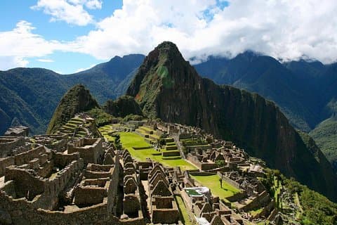 Trip to Sacred Valley & Machu Picchu 2 Day FROM CUSCO
