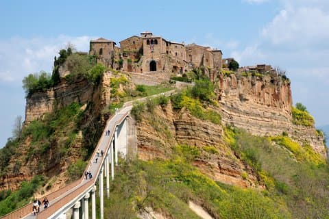 Orvieto to Civita di Bagnoregio Round Trip Shuttle Transfer