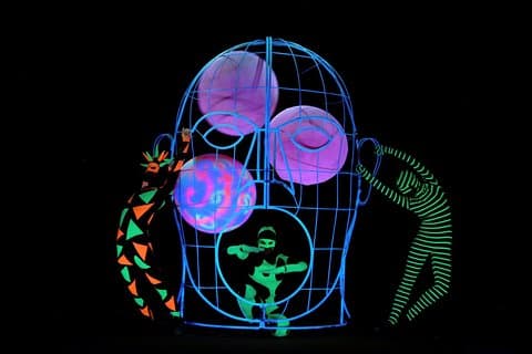 Coupe-file : WOW Show Black Light Theater à Prague Billet