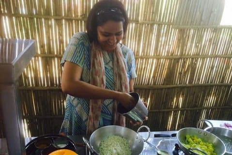 Marknadstur och nordindisk vegetarisk matlagningskurs i Jaipur