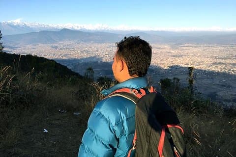 Dagsvandring fra Chandragiri-bakken til Hattiban fra Kathmandu