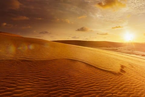 Mui Ne Sunset Sand Dune Half Day Tour from Muine