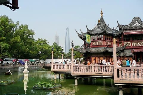 Private 2-tägige Shanghai Highlight Tour inklusive Zhujiajiao Water Town