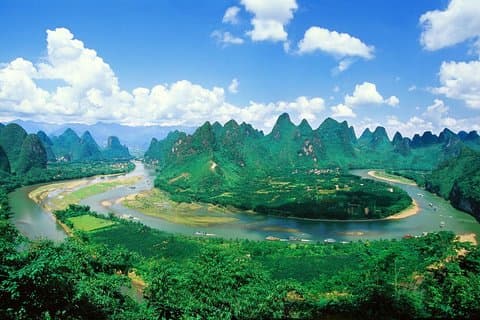 ラングライドでXianggong丘と李川を含む私有桂林の日ツアー