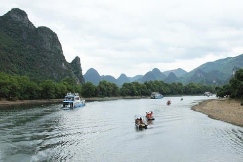 Private Guilin Tour von Li River Cruise und Yangshuo Sightseeing