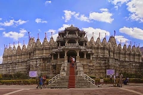 JodhpurからUdaipur経由でRanakpur Jain Temple経由で私設転送